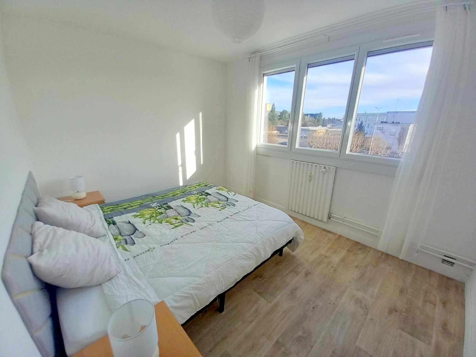 T3 57M2 Avec Balcon Proche Gare Sncf, Wifi Et Cafe Et The Offerts Apartment Orleans Ngoại thất bức ảnh